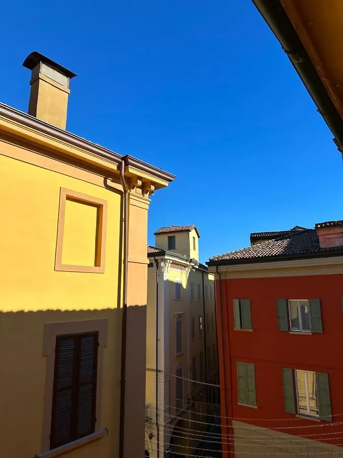 Asaproom-Modena Centro 0*, Modena Italia